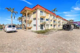 Picture of 1610 Middle Gulf Dr B3, Sanibel, FL 33957