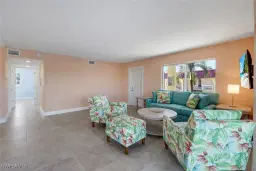 Picture of 1610 Middle Gulf Dr B3, Sanibel, FL 33957