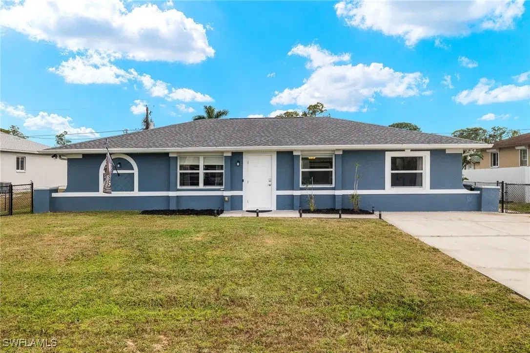 Picture of 19013 Tampa Rd S, Fort Myers, FL 33967