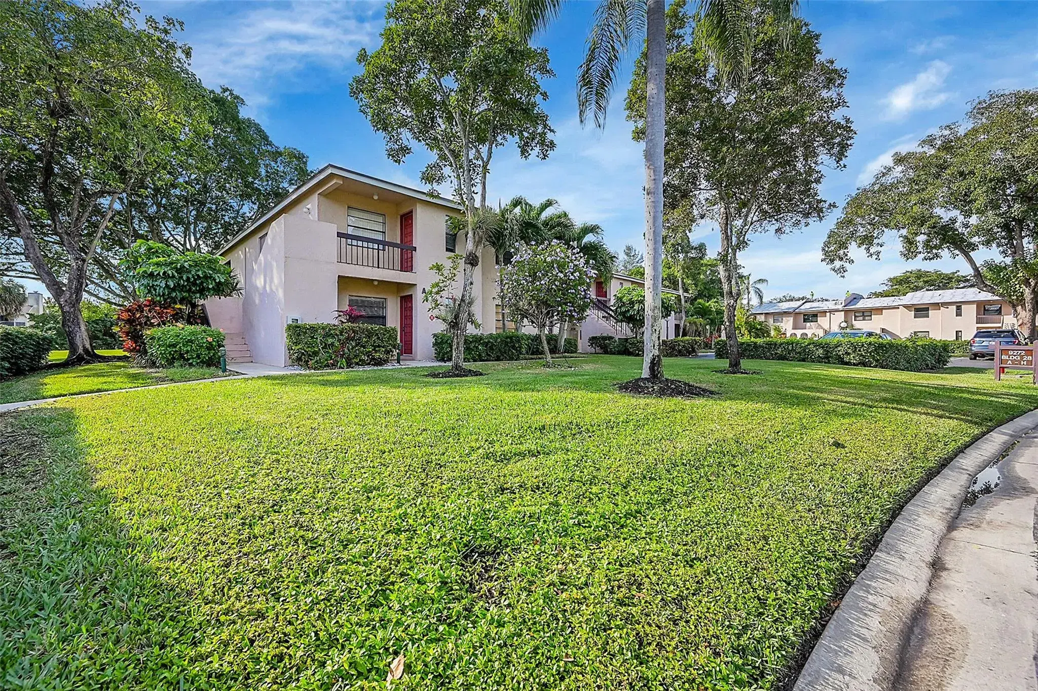 Picture of 9272 Vista Del Lago 28F, Boca Raton, FL 33428