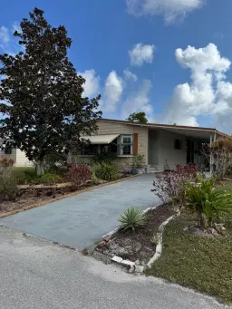 Picture of 81 Lagos Del Norte, Fort Pierce, FL 34951