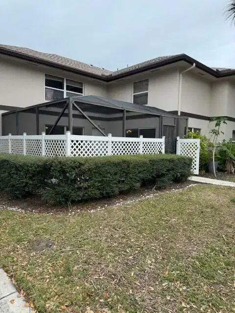 Picture of 33 Clinton Court D, Royal Palm Beach, FL 33411