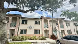 Picture of 2125 NW 77Th Way 103, Pembroke Pines, FL 33024