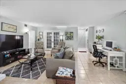 Picture of 9520 SW 1St Ct 22F, Coral Springs, FL 33071