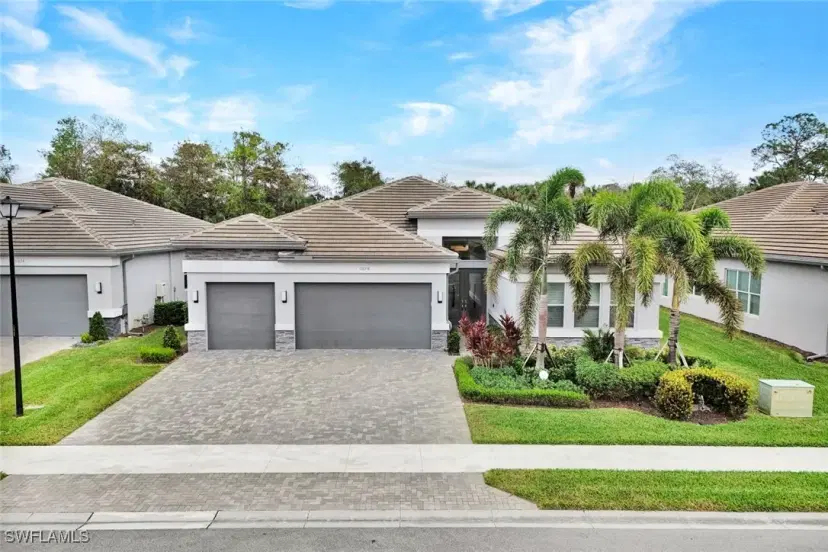 Picture of 11678 Jasper Ct, Naples FL 34120