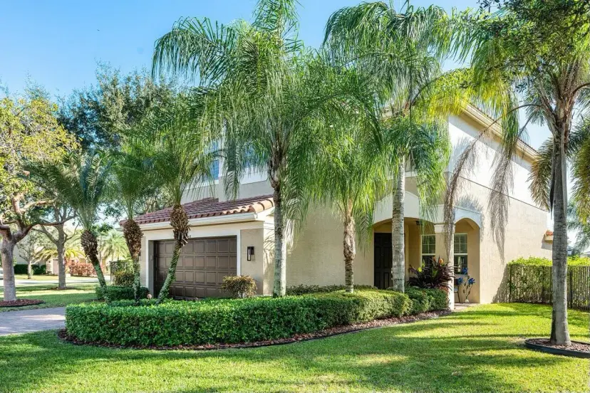 Picture of 8340 Calabria Lakes Drive, Boynton Beach FL 33473