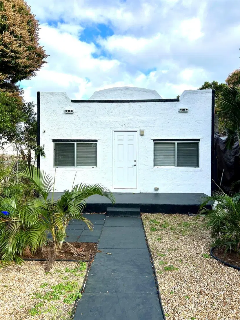 Picture of 426 N J Street, Lake Worth Beach FL 33460