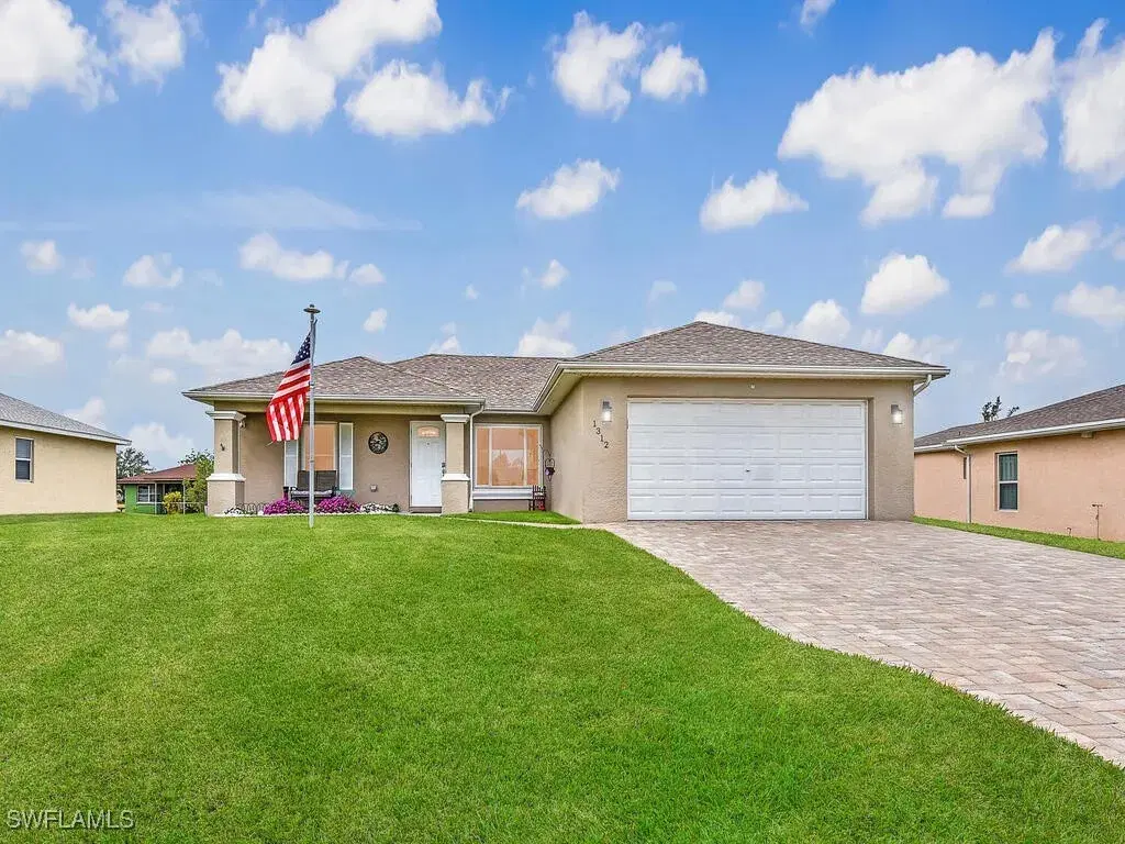 Picture of 1312 SW 7Th Ct, Cape Coral, FL 33991