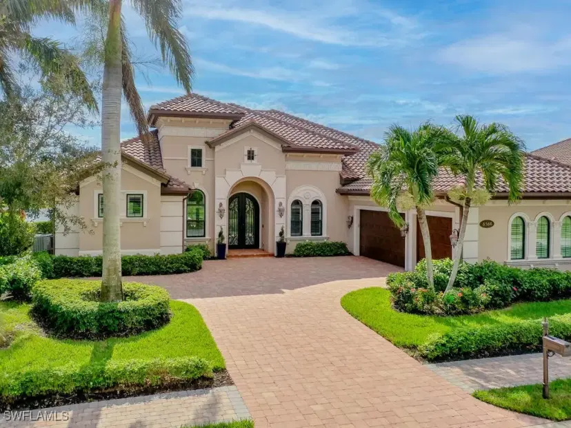 Picture of 6564 Costa Cir, Naples FL 34113