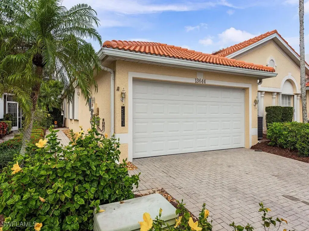 Picture of 13644 Gulf Breeze St, Fort Myers, FL 33907