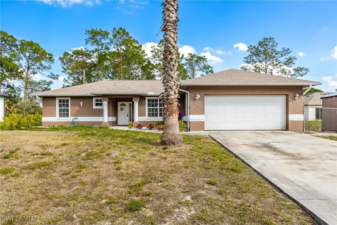 Picture of 1708 Hibiscus Ave, Lehigh Acres, FL 33972