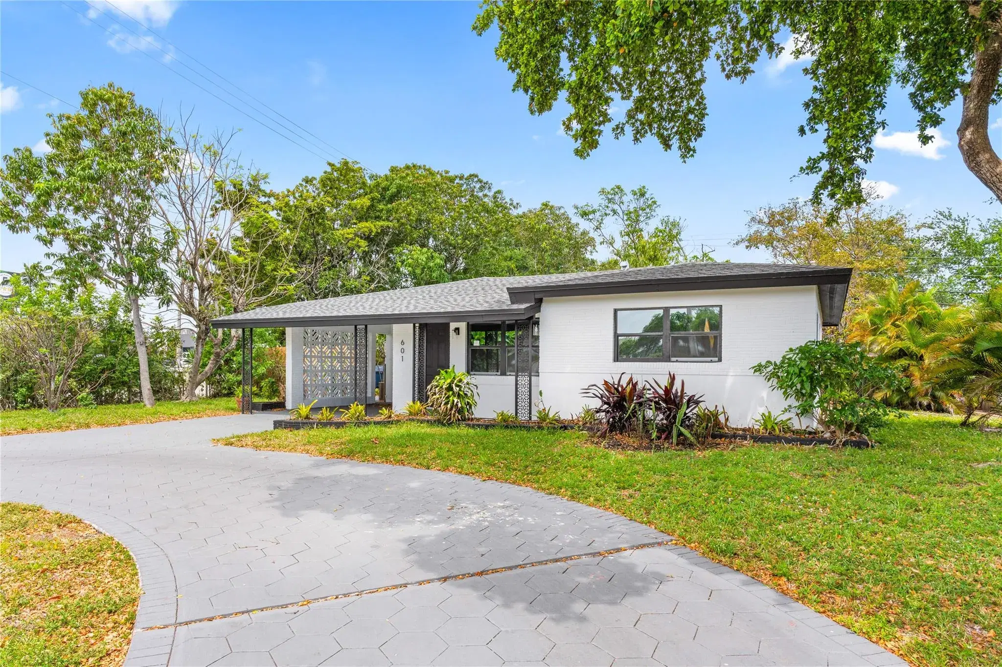 Picture of 601 NE 49Th St, Oakland Park, FL 33334