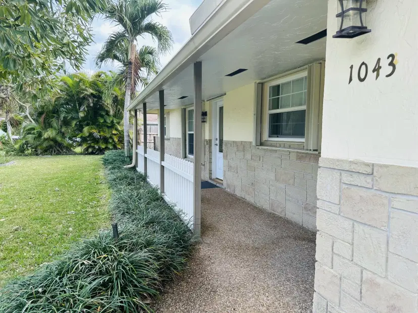 Picture of 1043 Coral Drive, Boynton Beach FL 33426