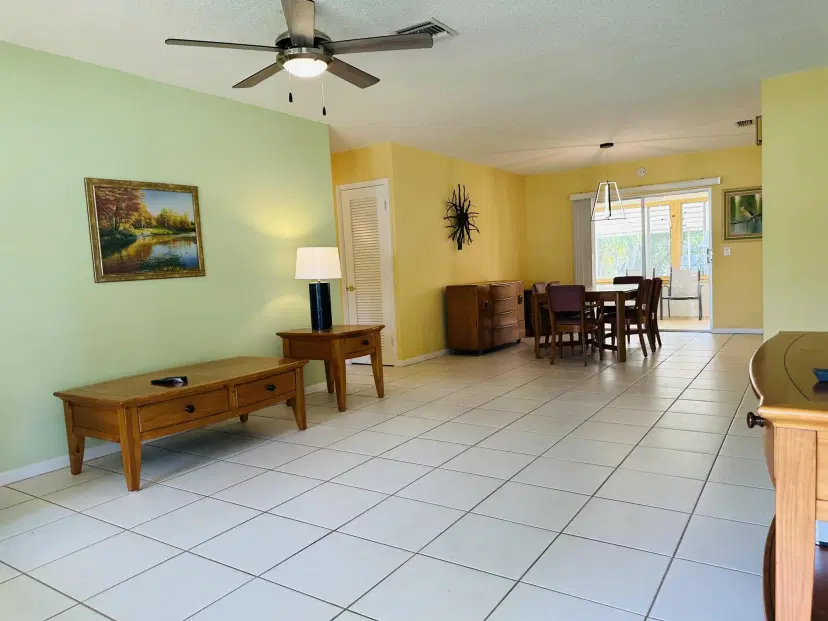 Picture of 1043 Coral Drive, Boynton Beach FL 33426