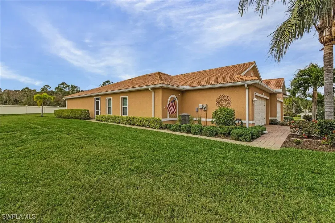 Picture of 15262 Ligustrum Ln, Alva, FL 33920