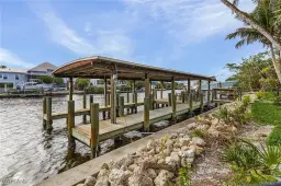 Picture of 1543 San Carlos Bay Dr, Sanibel, FL 33957