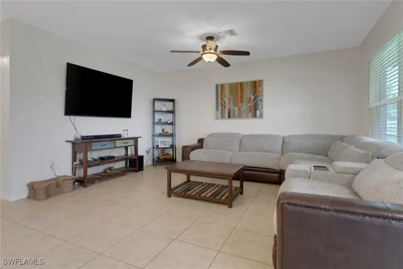 Picture of 510 SE 23Rd Ter, Cape Coral FL 33990