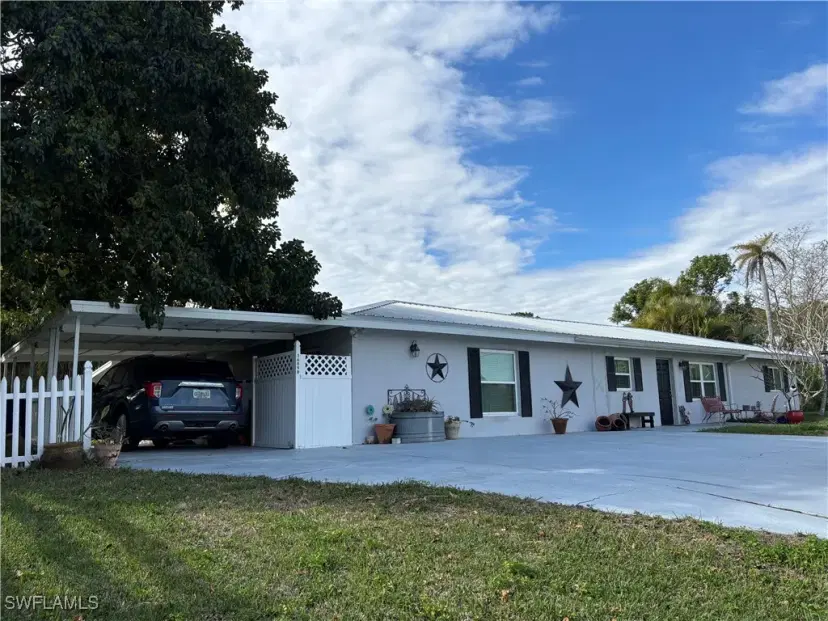 Picture of 16090 Old Olga Rd, Alva FL 33920