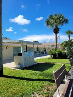 Picture of 2950 SE Ocean Boulevard 134-5, Stuart, FL 34996