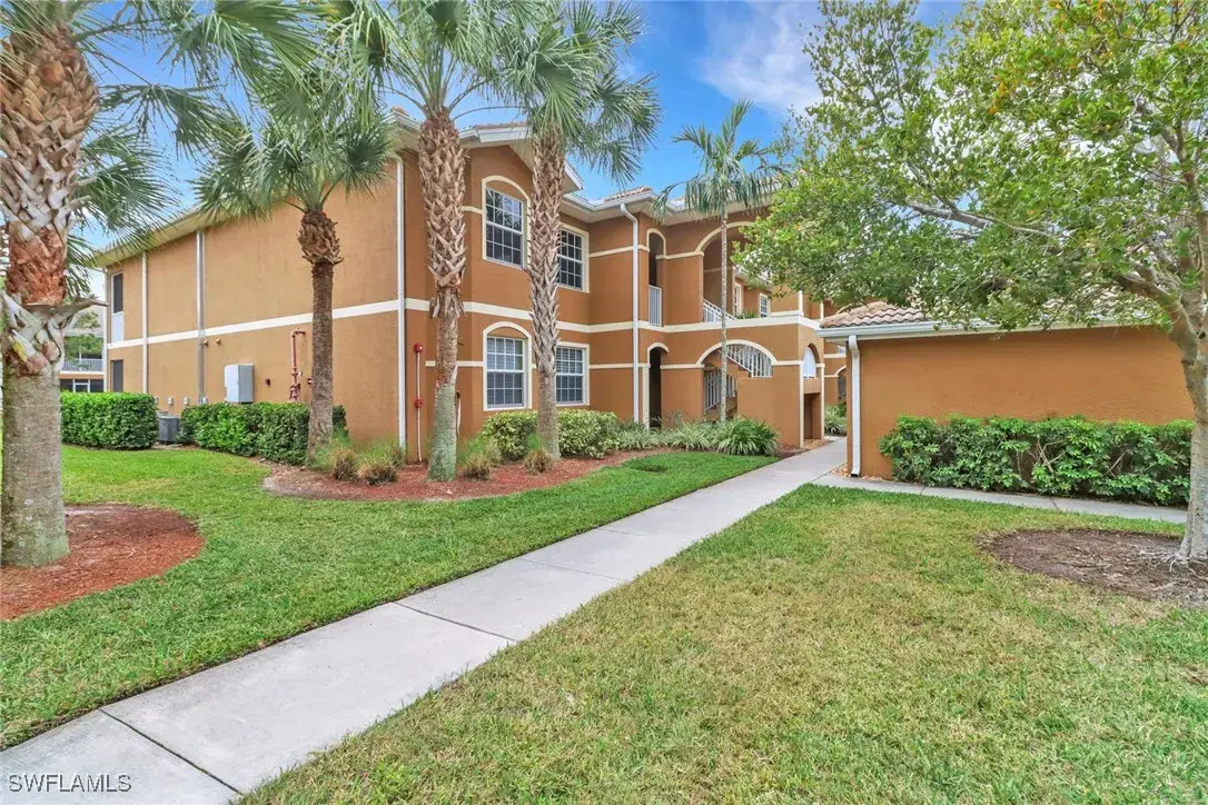 Picture of 1108 Winding Pines Circle 201, Cape Coral, FL 33909