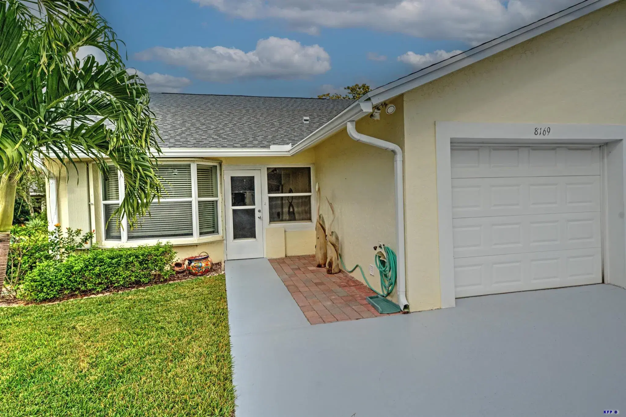 Picture of 8169 SE Fox Hill Place, Hobe Sound, FL 33455