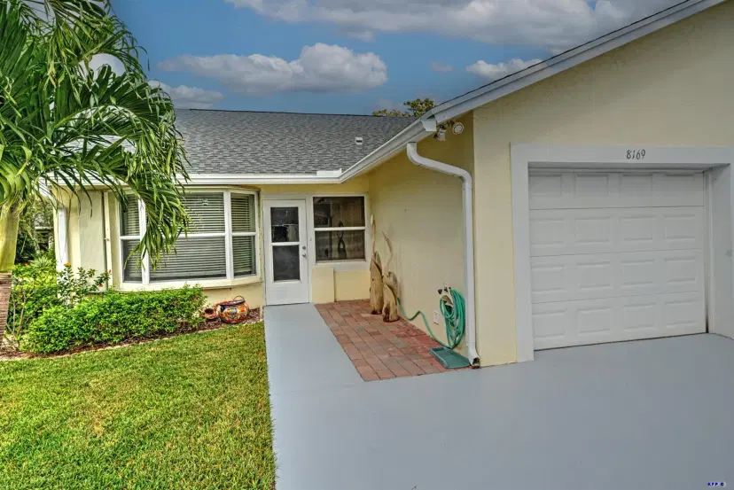 Picture of 8169 SE Fox Hill Place, Hobe Sound FL 33455