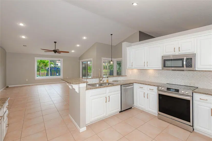 Picture of 3134 Peachtree Circle, Davie FL 33328