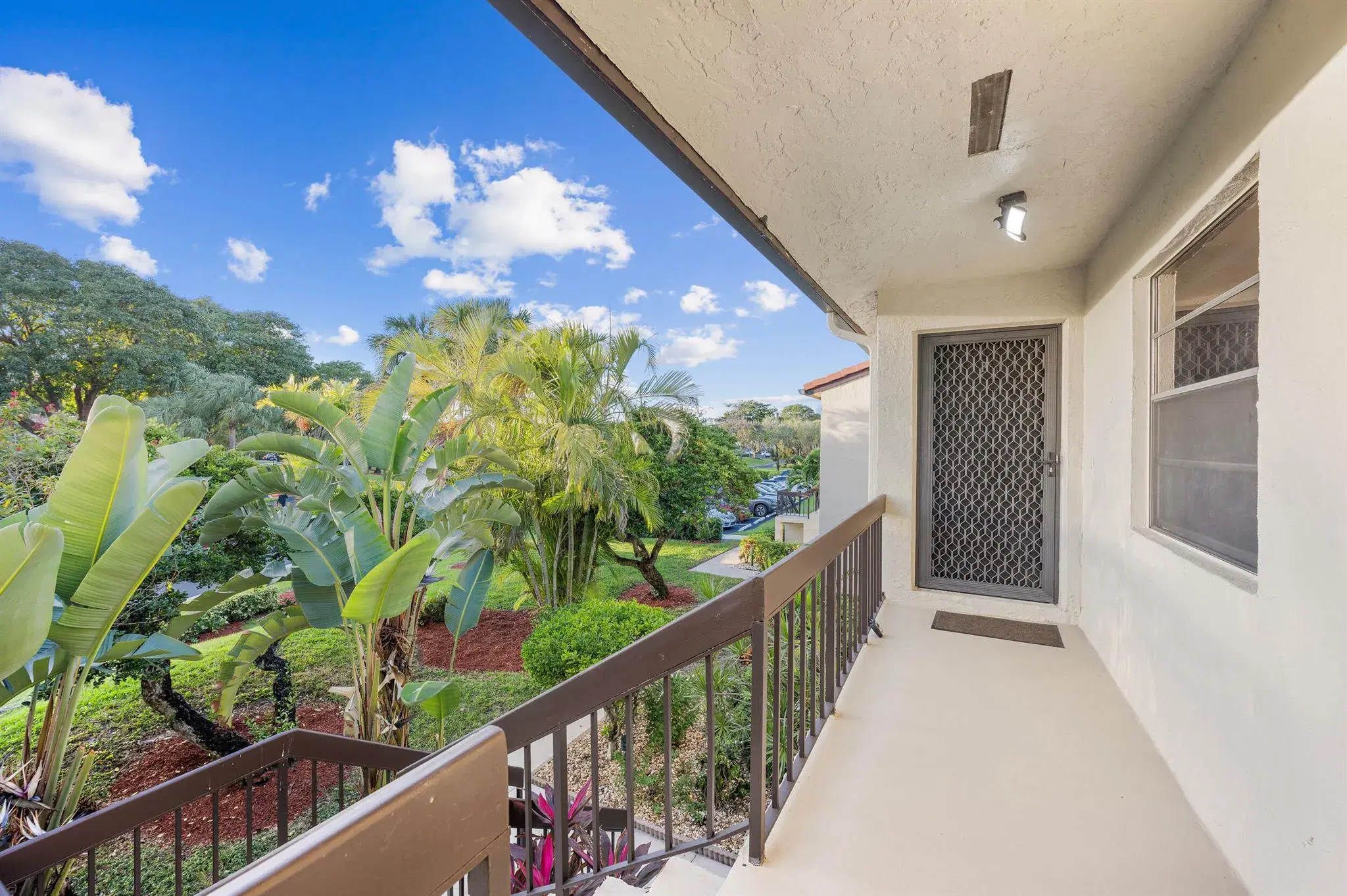 Picture of 8305 Casa Del Lago F, Boca Raton, FL 33433