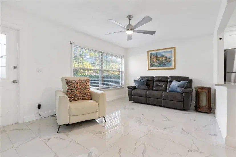 Picture of 2929 SE Ocean Boulevard 123-2, Stuart FL 34996