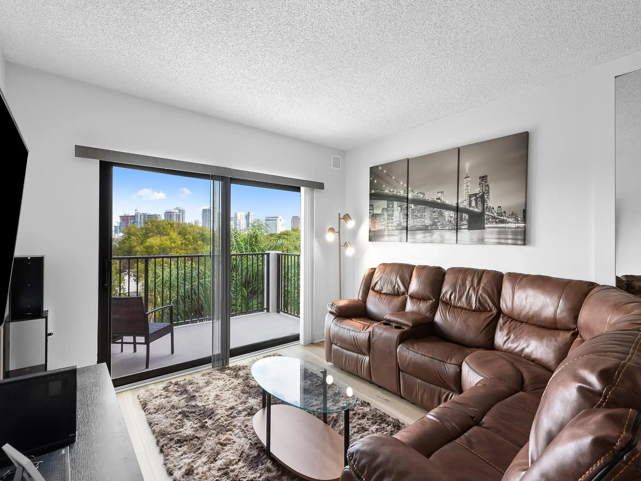 Picture of 900 River Reach Dr 406, Fort Lauderdale, FL 33315