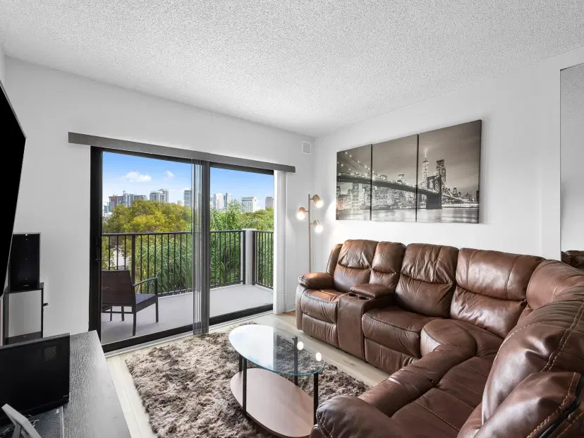 Picture of 900 River Reach Dr 406, Fort Lauderdale FL 33315