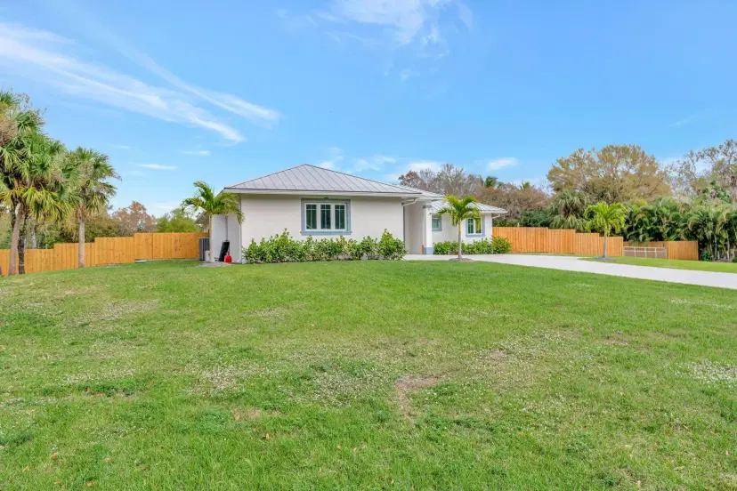 Picture of 10231 176Th Lane N, Jupiter FL 33478