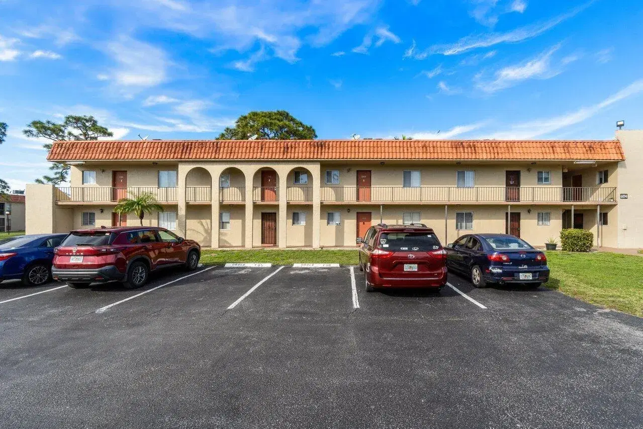 Picture of 6094 Forest Hill Boulevard 205, West Palm Beach, FL 33415