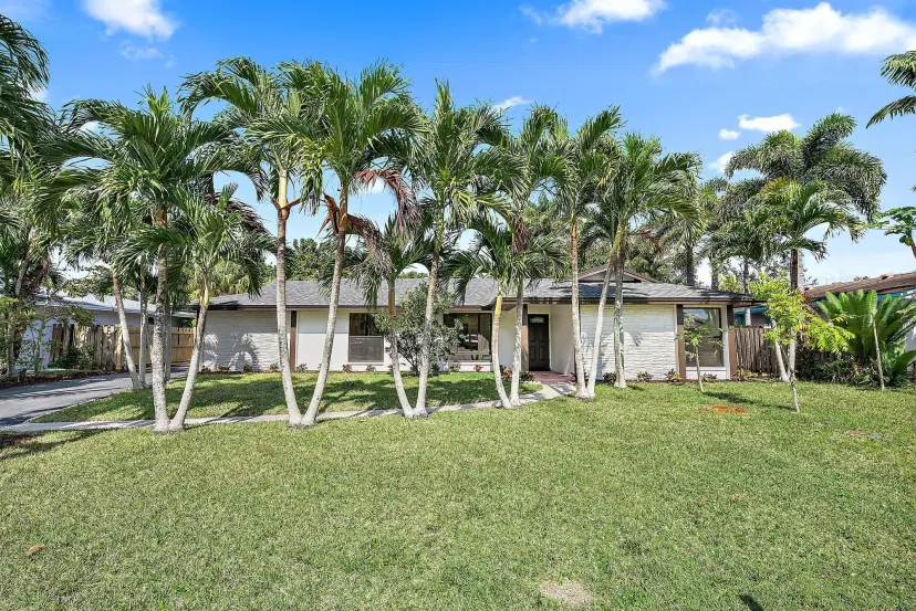 Picture of 4435 Gardenia Drive, Palm Beach Gardens FL 33410