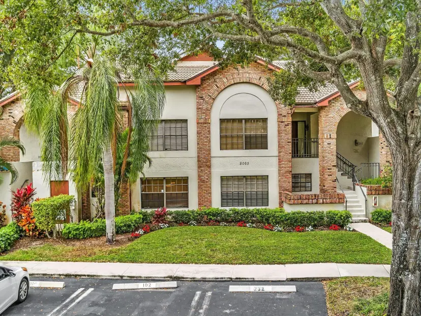 Picture of 8065 Aberdeen Drive 102, Boynton Beach FL 33472