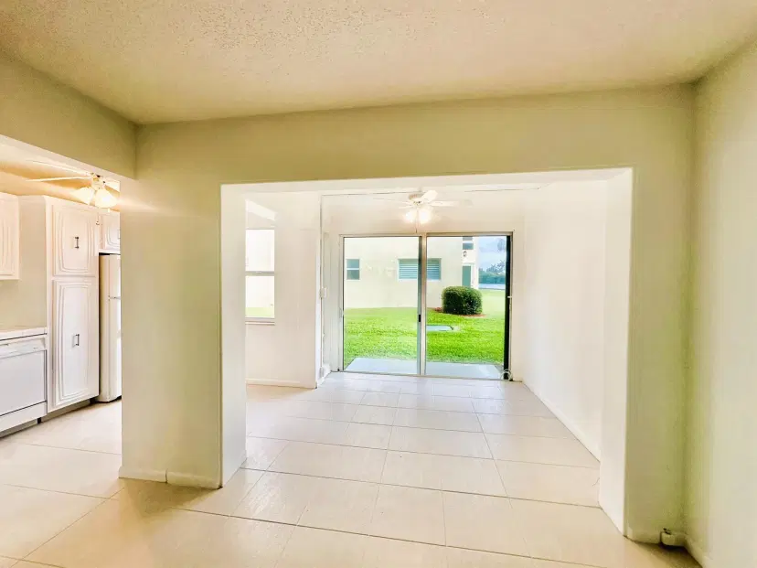 Picture of 3 Colonial Club Drive 102, Boynton Beach FL 33435