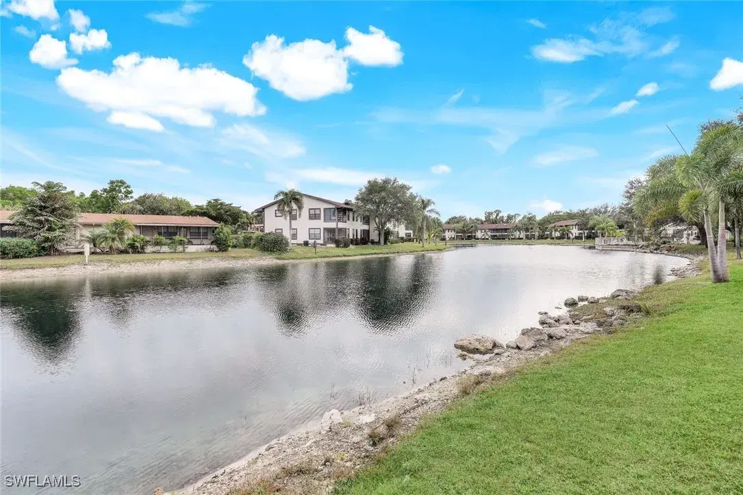 Picture of 5229 Treetops Dr I, Naples, FL 34113