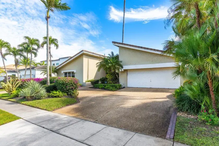 Picture of 4770 Tree Fern Drive, Delray Beach FL 33445