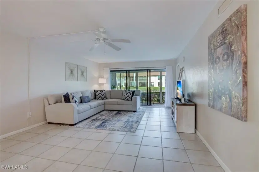 Picture of 4610 Chantelle Dr P103, Naples FL 34112