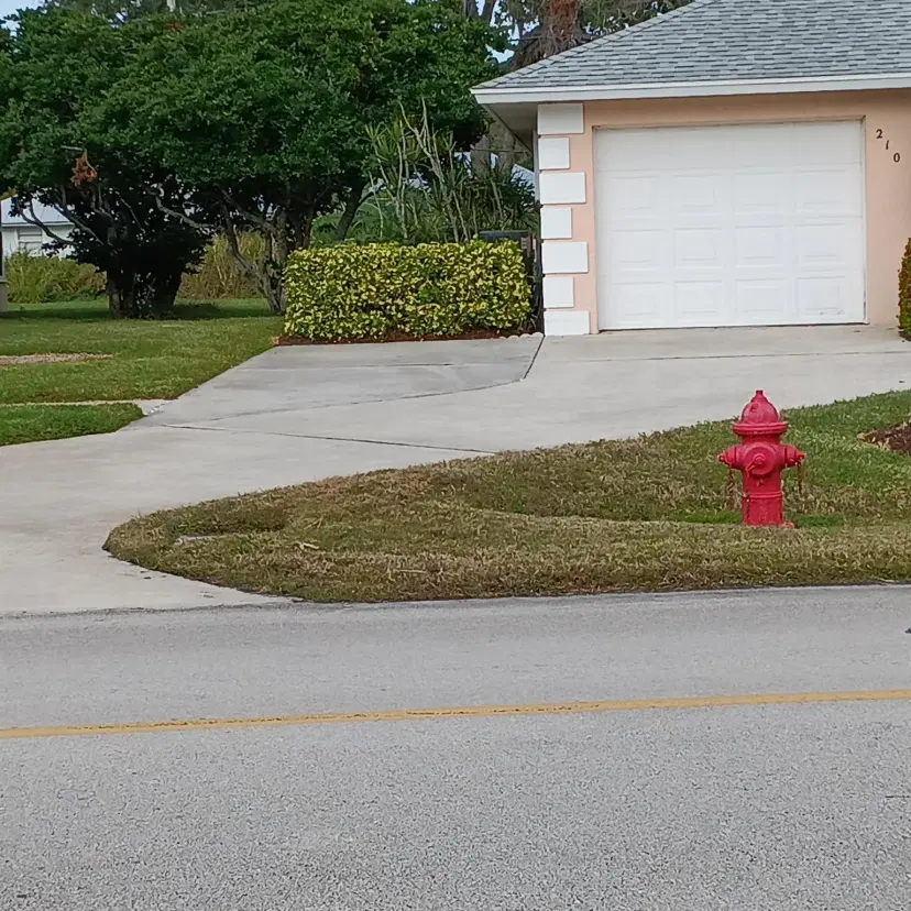 Picture of 210 N Grove Isle Circle, Vero Beach FL 32962