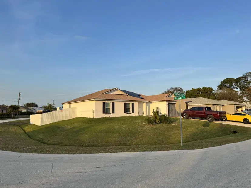 Picture of 2091 SW Kimberly Avenue, Port St Lucie FL 34953