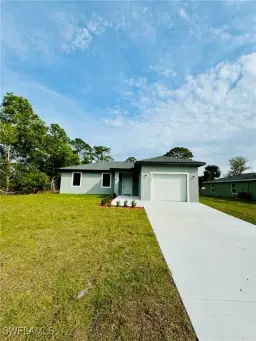 Picture of 5010 Day Ln, Labelle, FL 33935