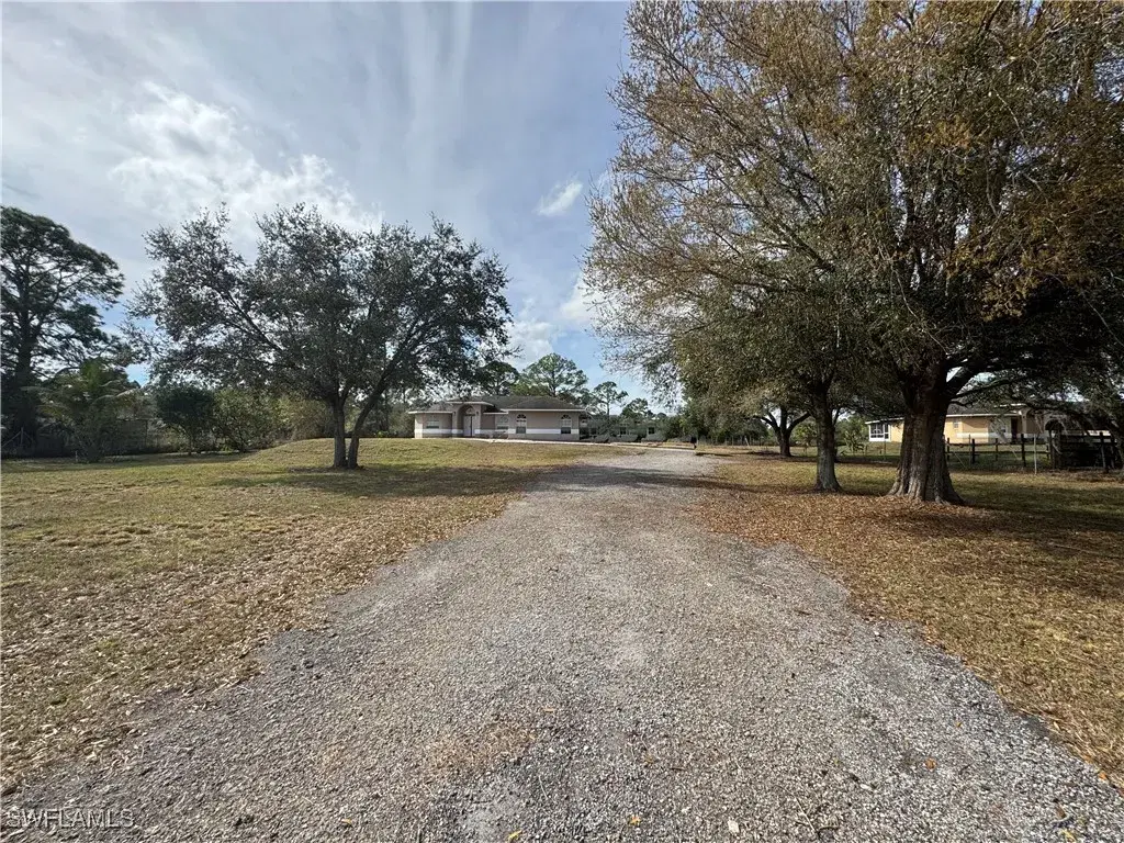 Picture of 430 S Datil St, Clewiston, FL 33440