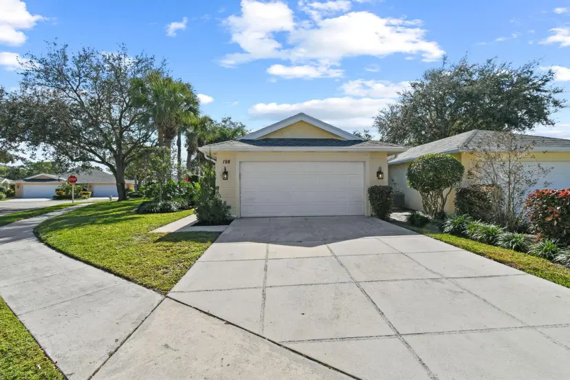 Picture of 198 Brier Circle, Jupiter FL 33458