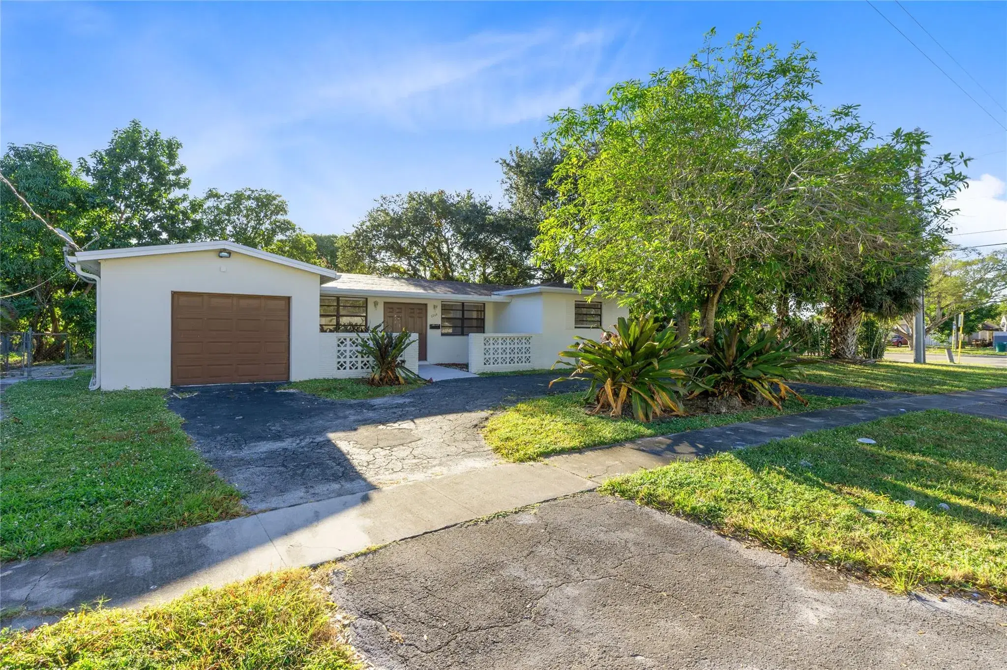 Picture of 2208 NW 63Rd Ave, Sunrise, FL 33313