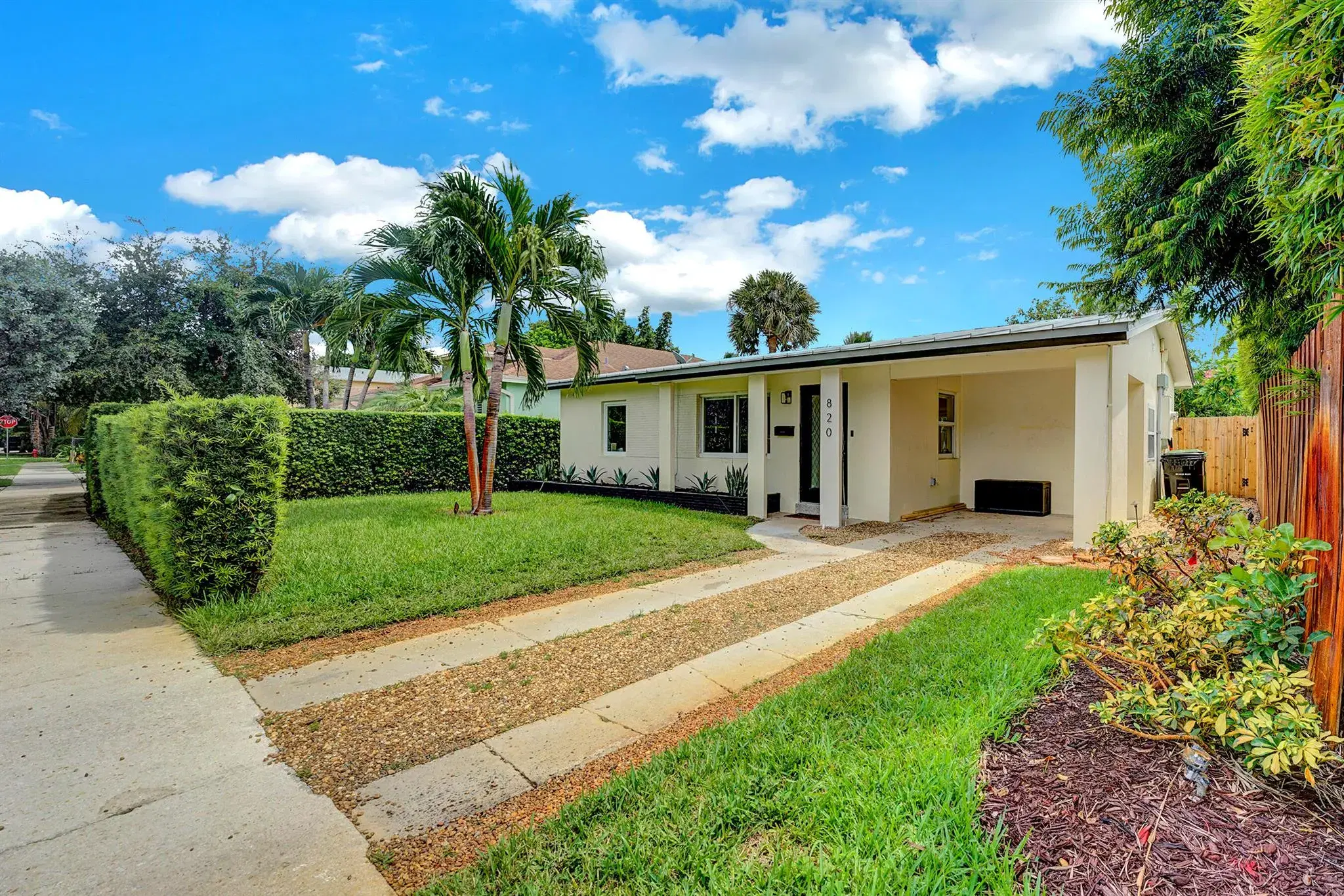 Picture of 820 NE 17Th Street, Fort Lauderdale, FL 33305