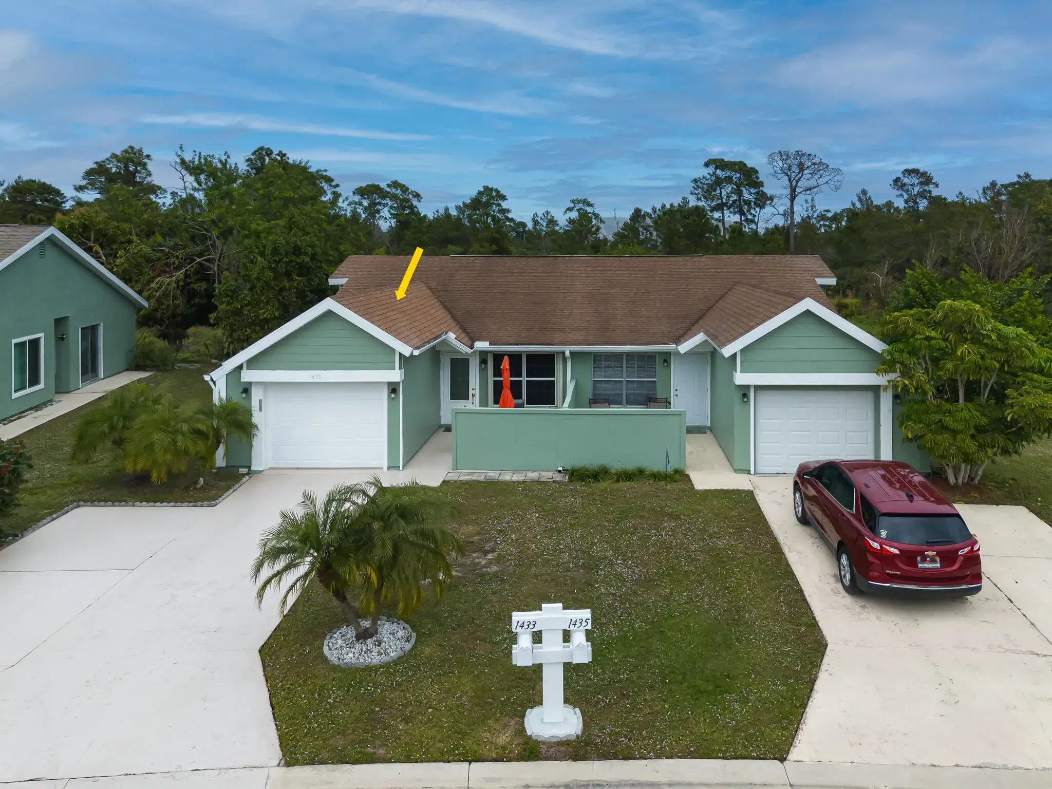 Picture of 1433 SE Larkwood Circle, Port St Lucie, FL 34952