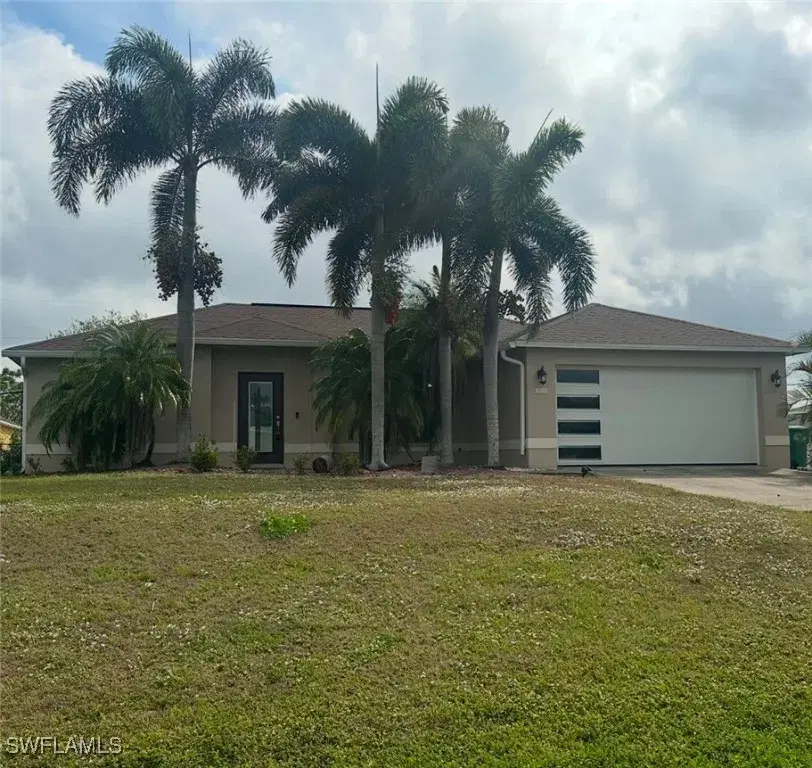 Picture of 903 SE 5Th Pl, Cape Coral FL 33990