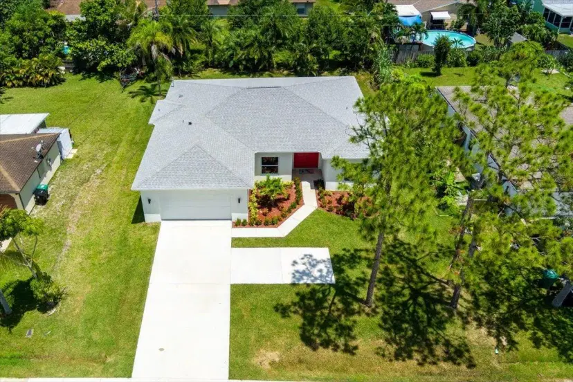 Picture of 143 SW Thornhill Drive, Port St Lucie FL 34984