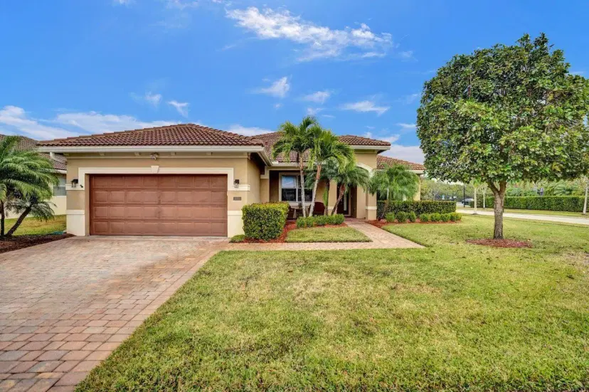 Picture of 9393 Silent Oak Circle, Royal Palm Beach FL 33411